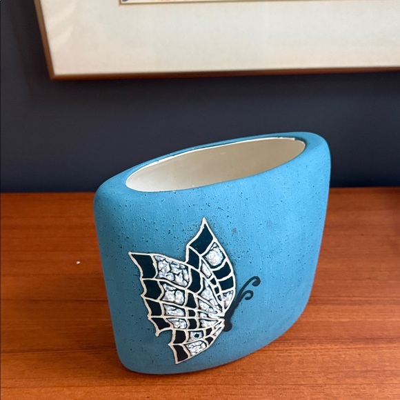 Blue Ceramic Vase with Butterfly Design handmade vintage collectibles blue - Picture 7 of 7
